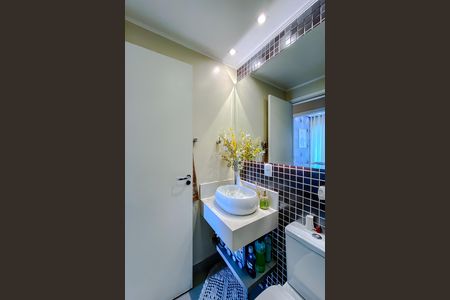 Apartamento à venda com 66m², 2 quartos e 1 vaga Apartamento à venda com 66m², 2 quartos e 1 vagaBanheiro