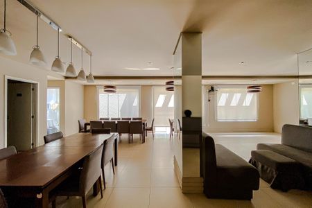 Apartamento à venda com 66m², 2 quartos e 1 vaga Apartamento à venda com 66m², 2 quartos e 1 vagaÁrea comum