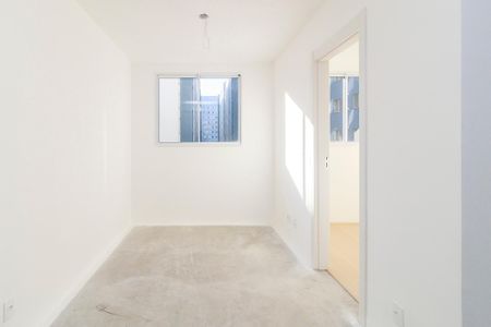 Sala de apartamento à venda com 2 quartos, 37m² em Jardim São Luís, São Paulo