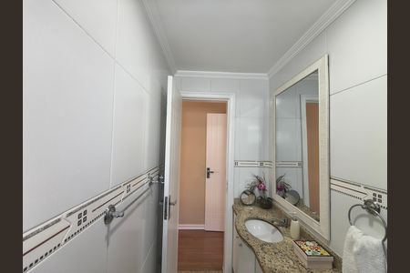 Casa de condomínio à venda com 319m², 5 quartos e 2 vagas Casa de condomínio à venda com 319m², 5 quartos e 2 vagasBanheiro Suite 5
