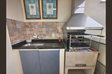 Casa de condomínio à venda com 319m², 5 quartos e 2 vagas Casa de condomínio à venda com 319m², 5 quartos e 2 vagasArea Gourmet