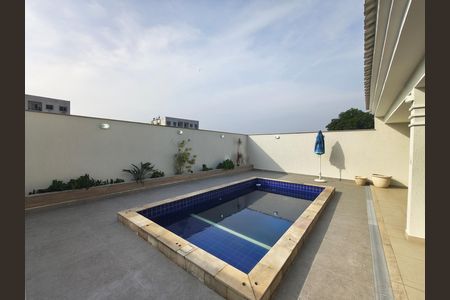 Casa de condomínio à venda com 319m², 5 quartos e 2 vagas Casa de condomínio à venda com 319m², 5 quartos e 2 vagasArea Gourmet / Piscina