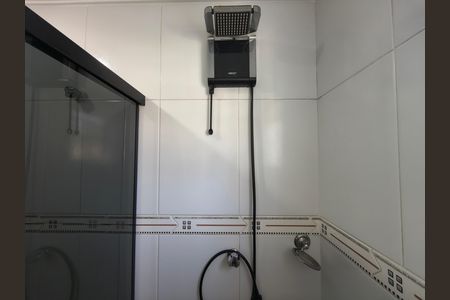 Casa de condomínio à venda com 319m², 5 quartos e 2 vagas Casa de condomínio à venda com 319m², 5 quartos e 2 vagasBanheiro Suite 5