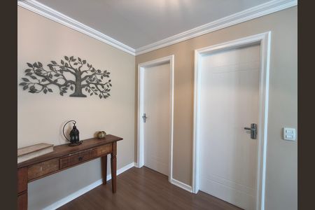 Casa de condomínio à venda com 319m², 5 quartos e 2 vagas Casa de condomínio à venda com 319m², 5 quartos e 2 vagasHall Circulação