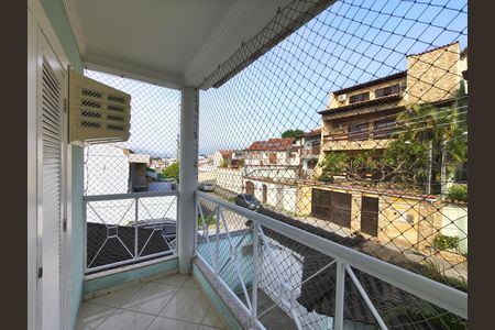 Casa de condomínio à venda com 319m², 5 quartos e 2 vagas Casa de condomínio à venda com 319m², 5 quartos e 2 vagasVaranda Quarto 5 Suite