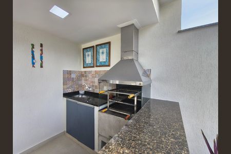 Casa de condomínio à venda com 319m², 5 quartos e 2 vagas Casa de condomínio à venda com 319m², 5 quartos e 2 vagasArea Gourmet