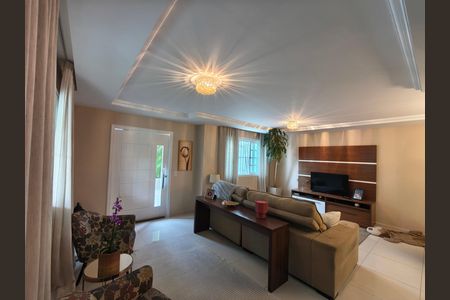 Sala de casa de condomínio à venda com 5 quartos, 319m² em Taquara, Rio de Janeiro