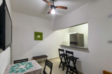 Sala de apartamento para alugar com 1 quarto, 37m² em Guilhermina, Praia Grande