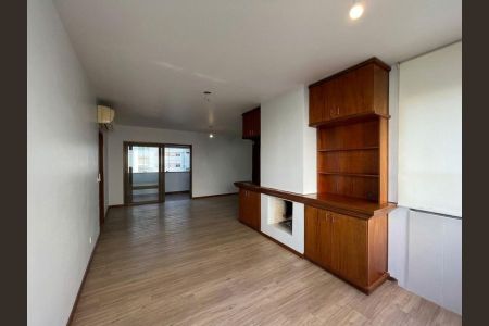 Apartamento para alugar com 140m², 3 quartos e 2 vagas Apartamento para alugar com 140m², 3 quartos e 2 vagasSala