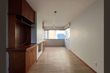 Apartamento para alugar com 140m², 3 quartos e 2 vagas Apartamento para alugar com 140m², 3 quartos e 2 vagasSala