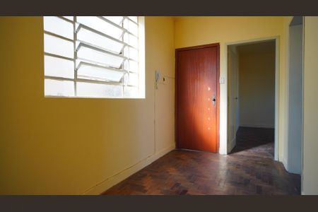 Sala  de apartamento para alugar com 2 quartos, 58m² em São Geraldo, Porto Alegre