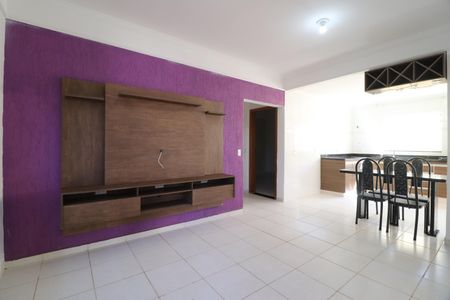 Sala de apartamento para alugar com 2 quartos, 58m² em Jardim Holanda, Uberlândia