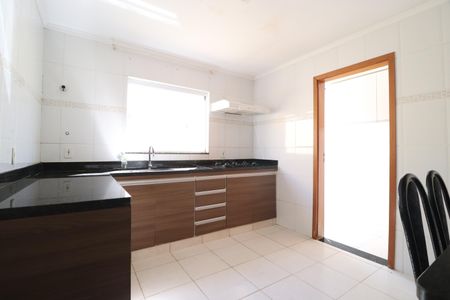 Apartamento para alugar com 58m², 2 quartos e 1 vagaCozinha