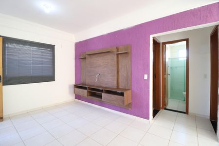 Sala de apartamento para alugar com 2 quartos, 58m² em Jardim Holanda, Uberlândia