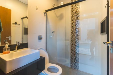 Casa de condomínio para alugar com 300m², 3 quartos e 4 vagas Casa de condomínio para alugar com 300m², 3 quartos e 4 vagasBanheiro Externo