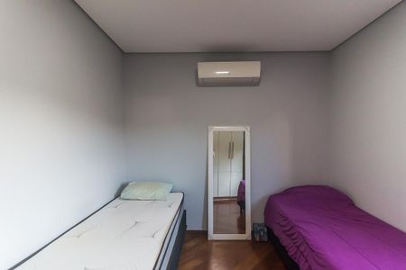 Casa de condomínio para alugar com 300m², 3 quartos e 4 vagas Casa de condomínio para alugar com 300m², 3 quartos e 4 vagasQuarto 2