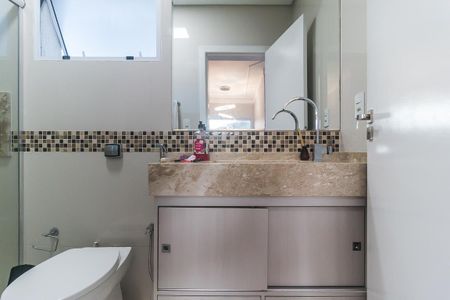Casa de condomínio para alugar com 300m², 3 quartos e 4 vagas Casa de condomínio para alugar com 300m², 3 quartos e 4 vagasBanheiro
