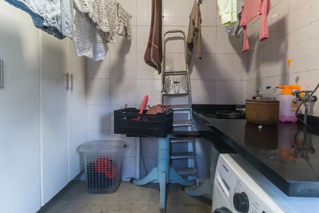 Casa de condomínio para alugar com 300m², 3 quartos e 4 vagas Casa de condomínio para alugar com 300m², 3 quartos e 4 vagasÁrea de Serviço