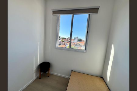 Quarto 1 de apartamento para alugar com 2 quartos, 32m² em Jardim Aeroporto, São Paulo