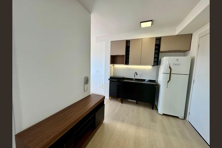 Sala de apartamento para alugar com 2 quartos, 32m² em Jardim Aeroporto, São Paulo