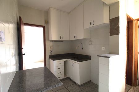 Apartamento à venda com 65m², 2 quartos e 1 vaga Apartamento à venda com 65m², 2 quartos e 1 vagaCozinha