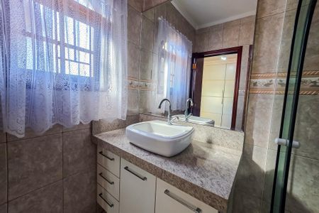 Casa à venda com 125m², 3 quartos e 3 vagasBanheiro da Suíte 2