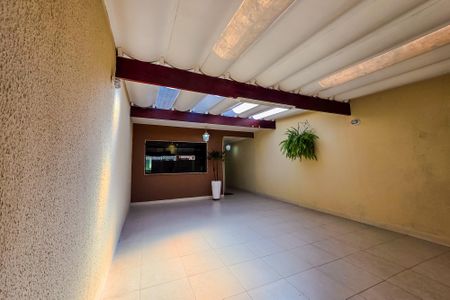 Casa à venda com 125m², 3 quartos e 3 vagasGaragem