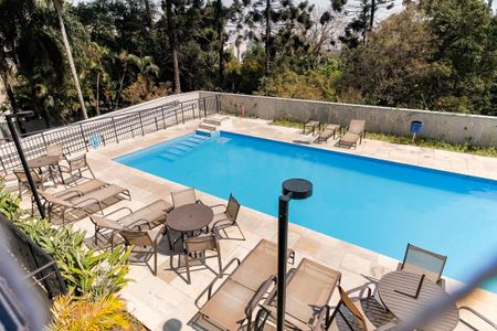 Apartamento à venda com 36m², 1 quarto e 1 vaga Apartamento à venda com 36m², 1 quarto e 1 vagaÁrea comum - Piscina