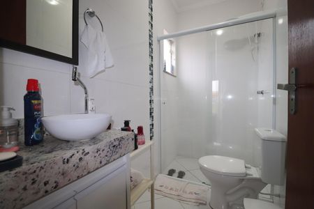 Casa à venda com 151m², 3 quartos e 4 vagasBanheiro Quarto 3 suíte