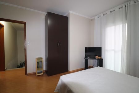 Casa à venda com 151m², 3 quartos e 4 vagasQuarto 3 suíte