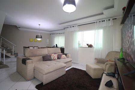 Sala de casa à venda com 3 quartos, 151m² em Parque das Nações, Santo André