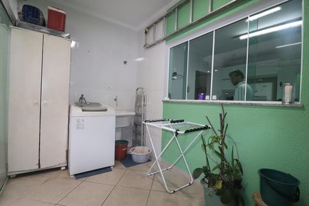 Casa à venda com 151m², 3 quartos e 4 vagasÁrea de Serviço