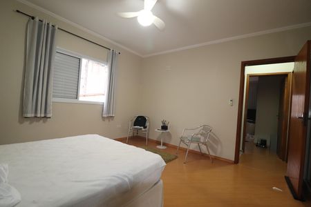 Casa à venda com 151m², 3 quartos e 4 vagasQuarto 1 Suíte