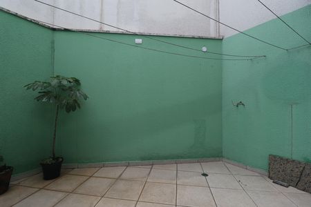 Casa à venda com 151m², 3 quartos e 4 vagasQuintal