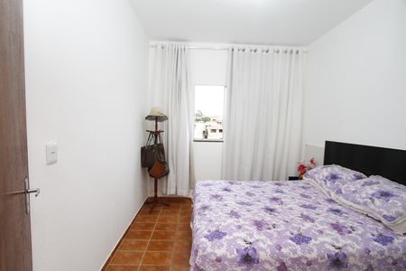 Casa para alugar com 70m², 5 quartos e 1 vagaQuarto 2  casa 1