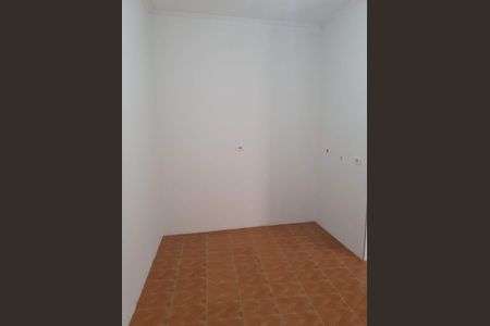 Casa à venda com 180m², 3 quartos e 2 vagas Casa à venda com 180m², 3 quartos e 2 vagasQuarto