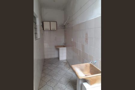 Casa à venda com 180m², 3 quartos e 2 vagas Casa à venda com 180m², 3 quartos e 2 vagasÁrea de Serviço