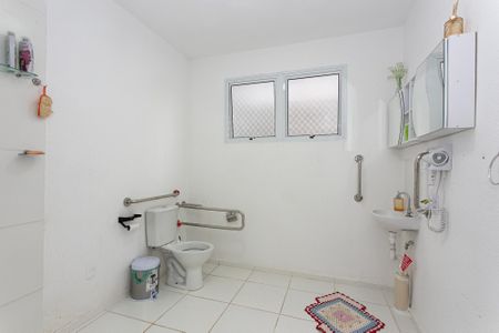 Banheiro de apartamento para alugar com 1 quarto, 43m² em Jardim America da Penha, São Paulo