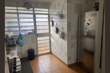 Cozinha de apartamento para alugar com 2 quartos, 92m² em Paraíso, São Paulo