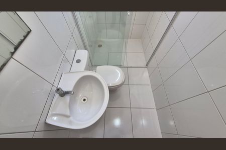 Apartamento à venda com 96m², 2 quartos e 2 vagas Apartamento à venda com 96m², 2 quartos e 2 vagasBanheiro da suíte