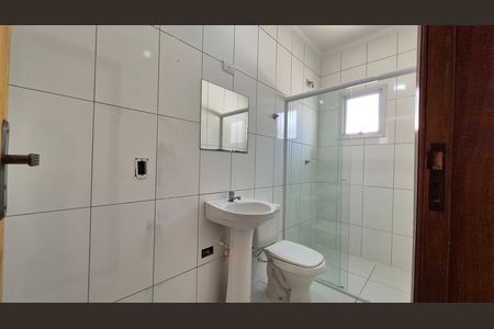Apartamento à venda com 96m², 2 quartos e 2 vagas Apartamento à venda com 96m², 2 quartos e 2 vagasBanheiro da suíte