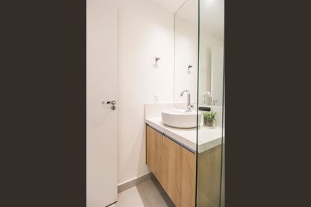 Apartamento à venda com 73m², 2 quartos e 1 vaga Apartamento à venda com 73m², 2 quartos e 1 vagaBanheiro 2