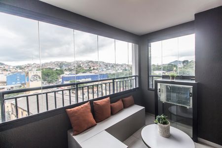 Apartamento à venda com 73m², 2 quartos e 1 vaga Apartamento à venda com 73m², 2 quartos e 1 vagaVaranda gourmet