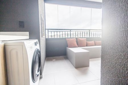 Apartamento à venda com 73m², 2 quartos e 1 vaga Apartamento à venda com 73m², 2 quartos e 1 vagaÁrea de Serviço