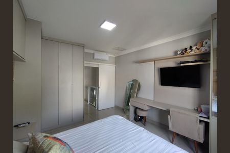 Casa para alugar com 185m², 2 quartos e 1 vaga Casa para alugar com 185m², 2 quartos e 1 vagaQuarto