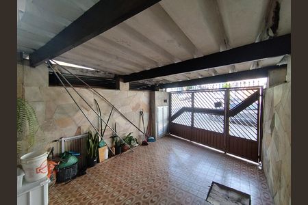 Garagem de casa à venda com 2 quartos, 185m² em Vila Moinho Velho, São Paulo