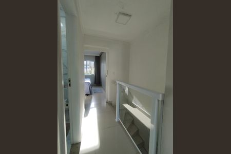 Casa para alugar com 185m², 2 quartos e 1 vaga Casa para alugar com 185m², 2 quartos e 1 vagaCorredor