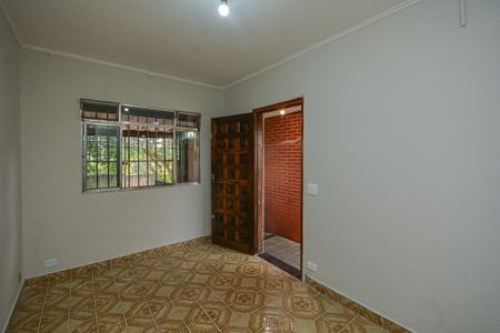 Casa para alugar com 80m², 3 quartos e 1 vaga Casa para alugar com 80m², 3 quartos e 1 vagaSala