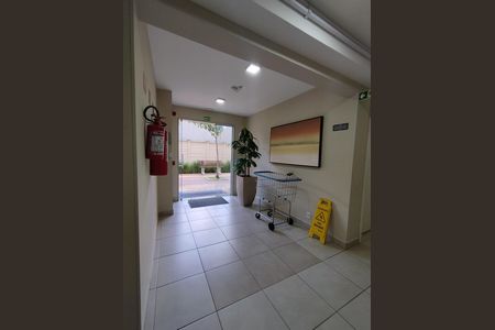 Apartamento para alugar com 40m², 2 quartos e sem vaga Apartamento para alugar com 40m², 2 quartos e sem vagaHall de entrada