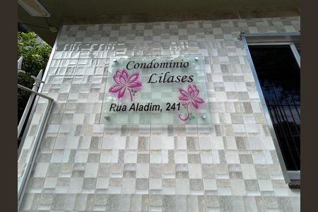 Apartamento à venda com 72m², 2 quartos e 1 vagaÁrea comum